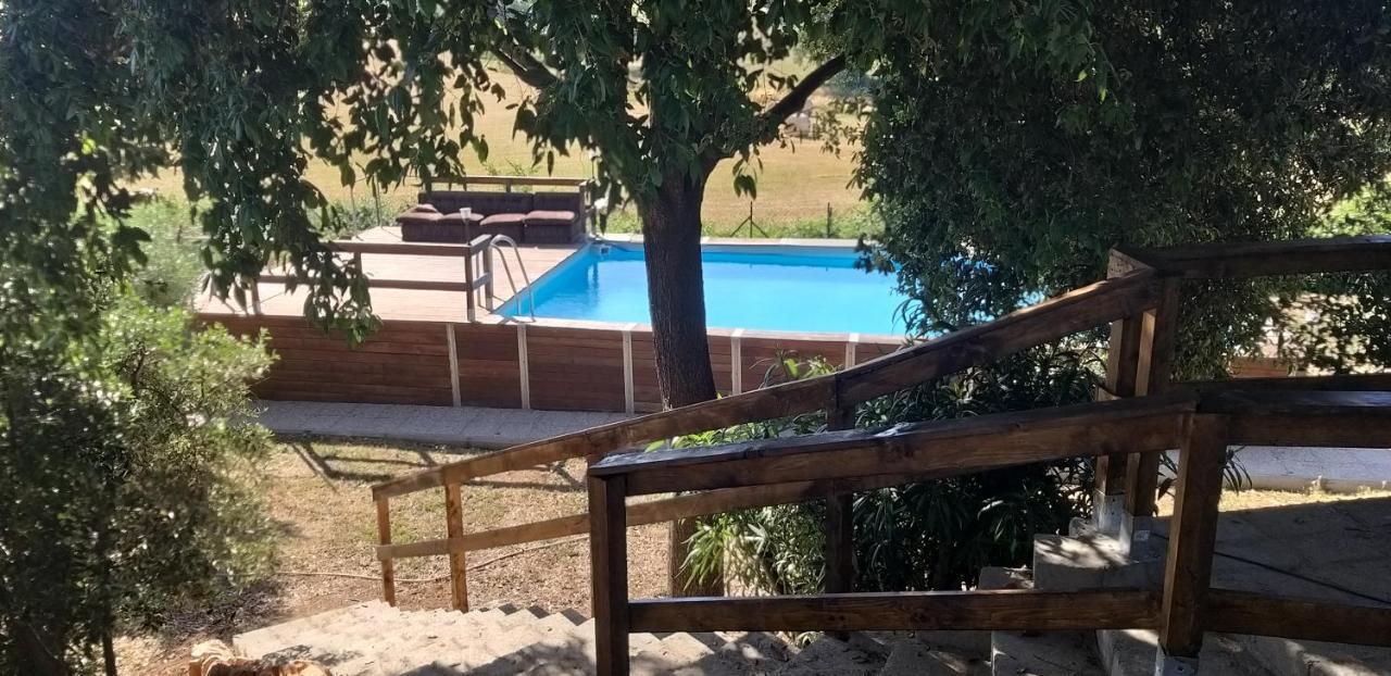 Bed and Breakfast La Finestra Sul Cortile Pomezia Exterior foto